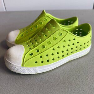 Native Shoes knockoffs - Lime green slip ons - Kids size T8